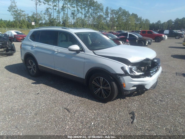 2018 VOLKSWAGEN TIGUAN SEL/SE VIN: 3VV3B7AX1JM017840