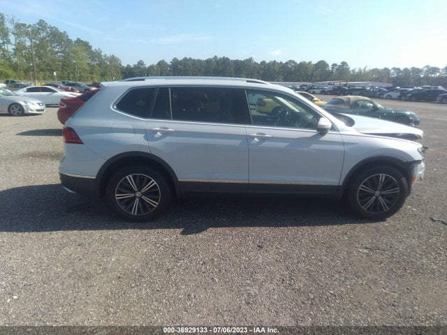2018 VOLKSWAGEN TIGUAN SEL/SE VIN: 3VV3B7AX1JM017840
