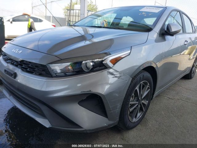 3KPF24AD5NE501381 KIA Forte Lxs