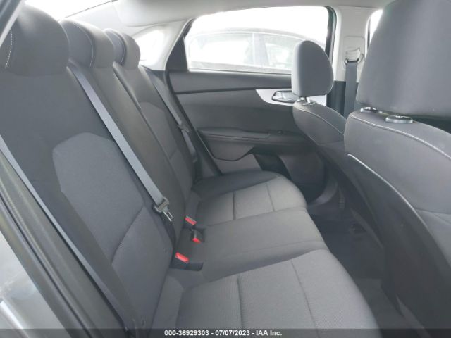3KPF24AD5NE501381 KIA Forte Lxs