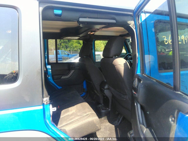 2016 JEEP WRANGLER UNLIMITED SPORT VIN: 1C4BJWDG9GL264312