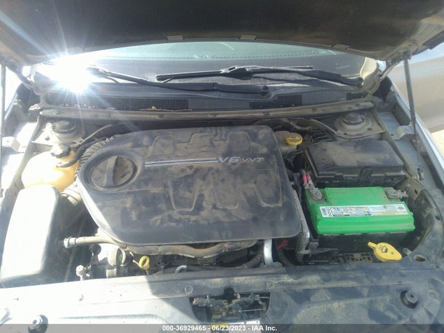 1C3CCCCGXFN582283 Chrysler 200 C