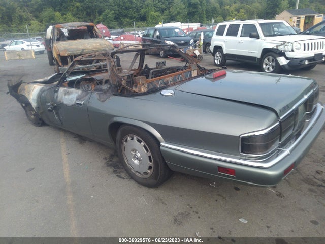 1996 JAGUAR XJS 2+2 VIN: SAJNX2748TC224174
