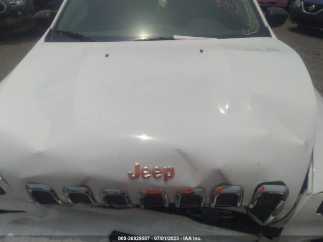 1C4PJLLB5JD514110 Jeep Cherokee Latitude Plus