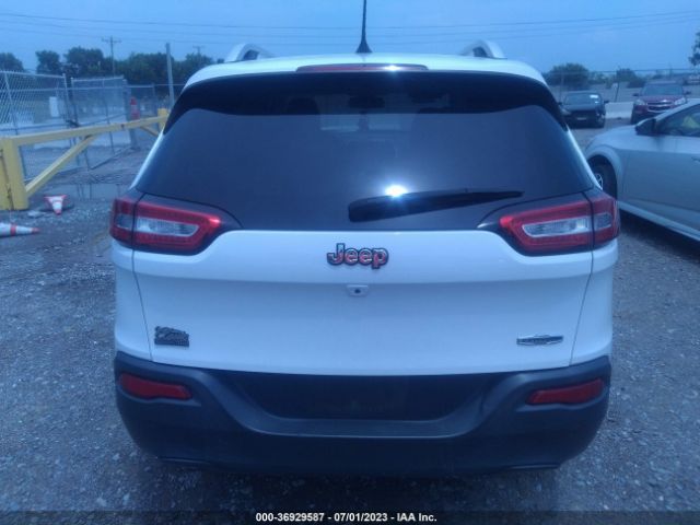 1C4PJLLB5JD514110 Jeep Cherokee Latitude Plus