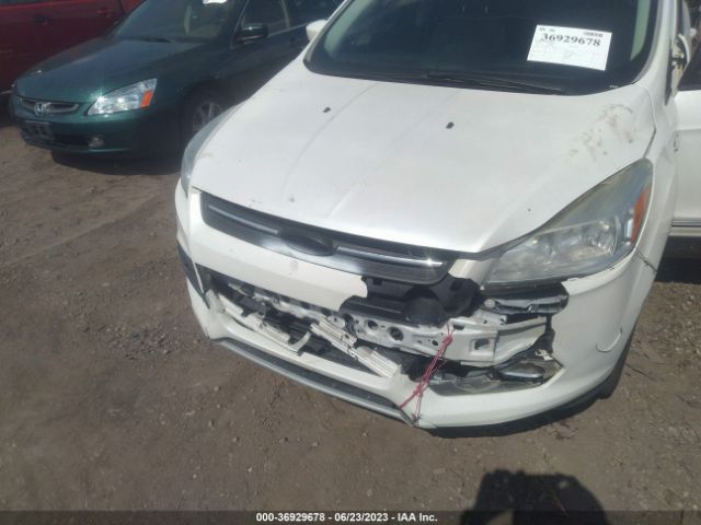 1FMCU0GX0FUA68784 Ford ESCAPE SE