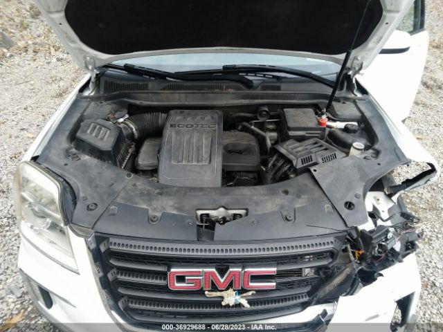 2GKFLTEK0G6175352 GMC Terrain Sle