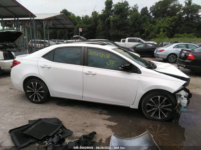 Toyota Corolla Xse 2018 2T1BURHE9JC035385 Image 14