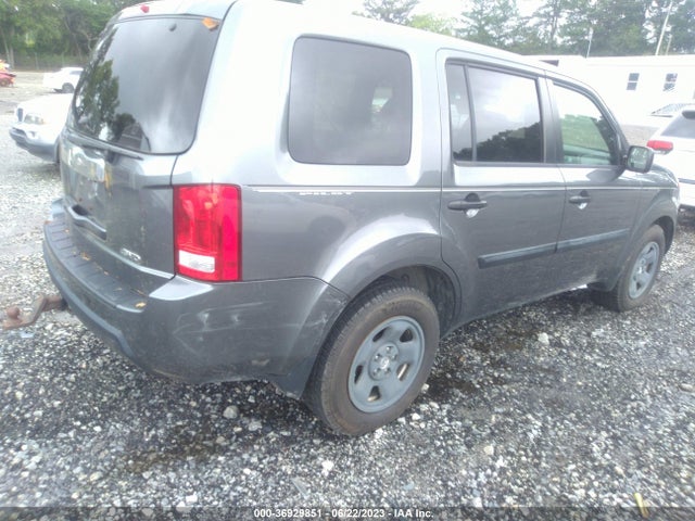 2011 HONDA PILOT LX VIN: 5FNYF4H26BB075384