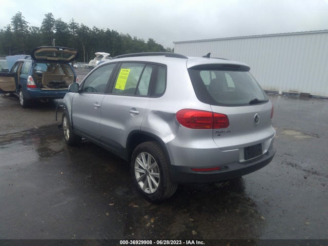 WVGBV7AX4JK004066 Volkswagen TIGUAN LIMITED