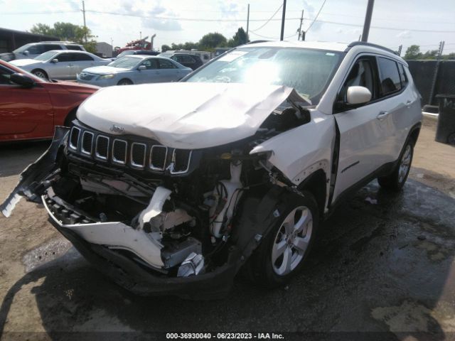 3C4NJDBB8JT284829 Jeep Compass Latitude 4x4