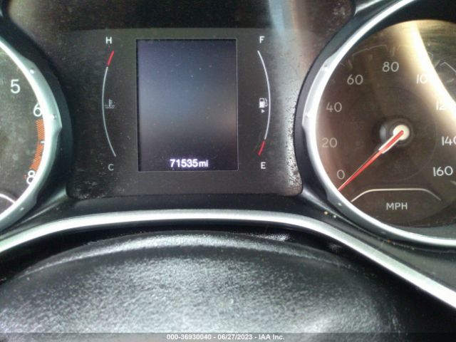 3C4NJDBB8JT284829 Jeep Compass Latitude 4x4