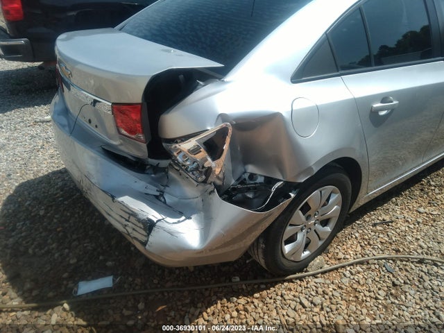 Chevrolet Cruze Limited Ls 2016 1G1PC5SH8G7162586 Image 12