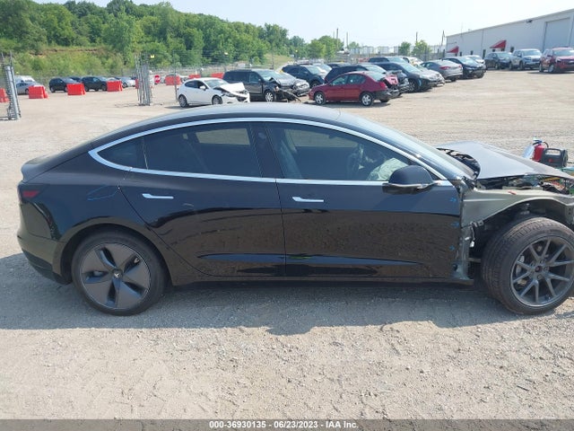 Tesla Model 3 Long Range 2018 5YJ3E1EB8JF103149 Image 3