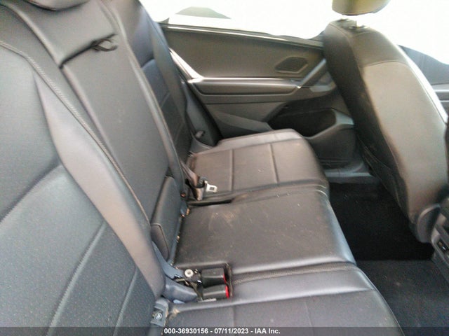 3VV2B7AX7LM086319 Volkswagen Tiguan Se/sel/se R-line Black