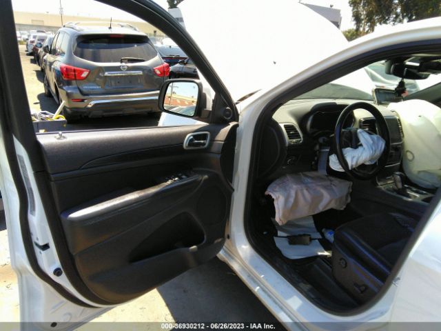 1C4RJEAG4KC858196 Jeep Grand Cherokee Altitude