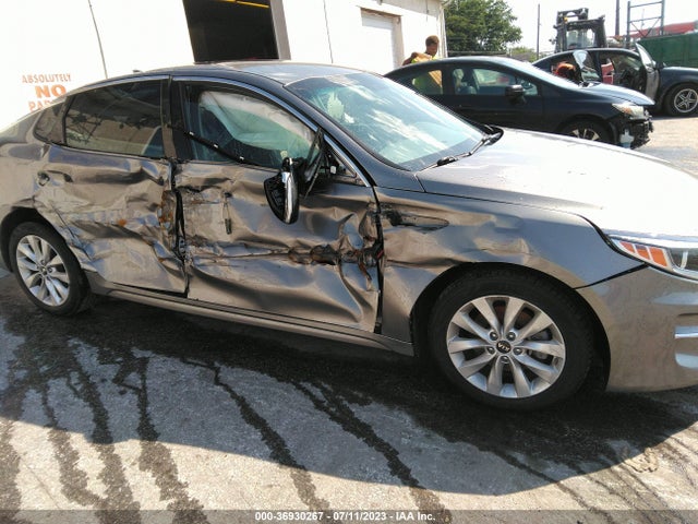 5XXGU4L30GG008897 KIA OPTIMA EX