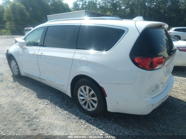 2C4RC1EG3JR263195 Chrysler Pacifica Touring L Plus