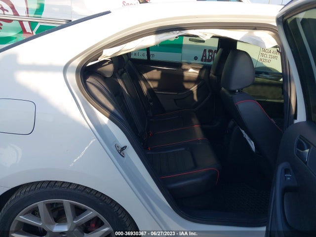 3VW4T7AJ4EM286199 Volkswagen Jetta Sedan Gli Edition 30 W/nav