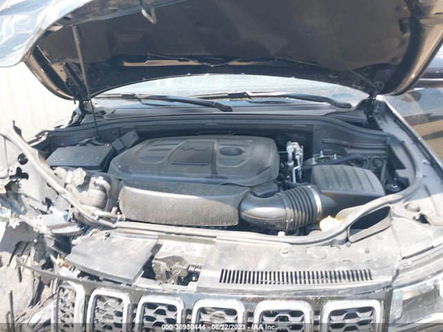 1C4RJFAG5NC162618 Jeep Grand Cherokee Wk Laredo E