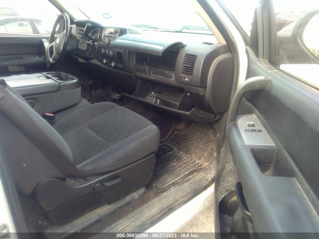 2008 CHEVROLET SILVERADO 1500 LT W/1LT VIN: 3GCEC13J48G188827