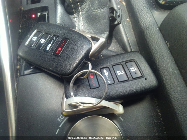 2015 LEXUS IS 250 VIN: JTHCF1D28F5025882