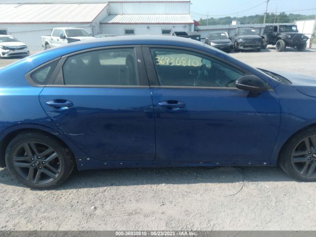 3KPF34AD6ME290445 KIA Forte Gt-line