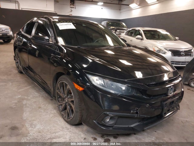 2019 2HGFC2F82KH559639 main image