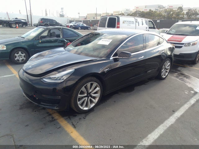 Tesla Model 3 Long Range 2018 5YJ3E1EB7JF071732 Image 2