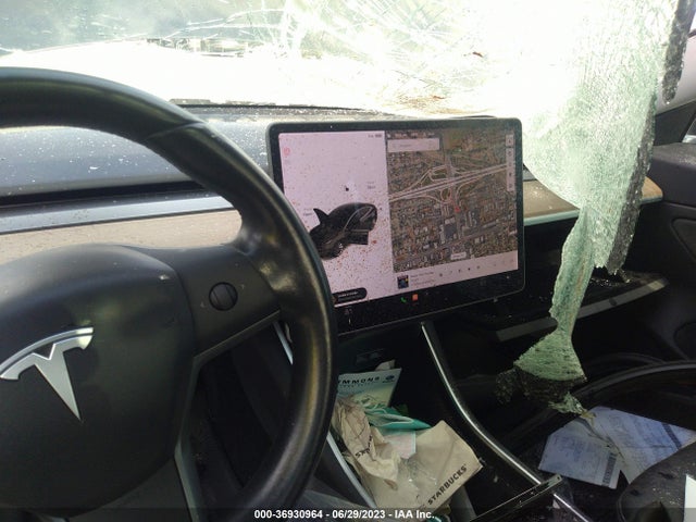 Tesla Model 3 Long Range 2018 5YJ3E1EB7JF071732 Image 13