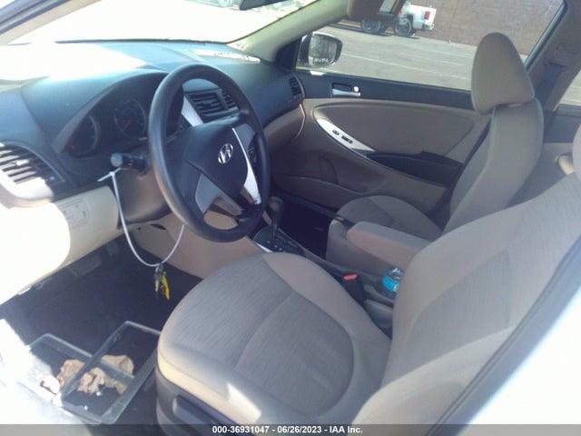 Hyundai ACCENT SE 2017 KMHCT4AE8HU245232 Image 5