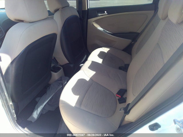 Hyundai ACCENT SE 2017 KMHCT4AE8HU245232 Image 8