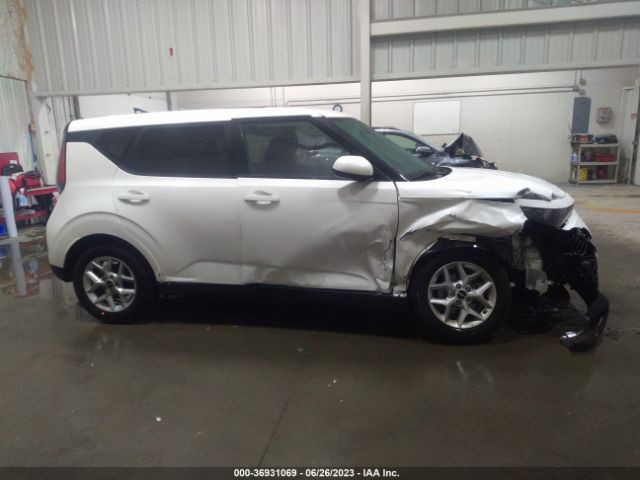 KNDJ23AU1P7857673 KIA SOUL LX