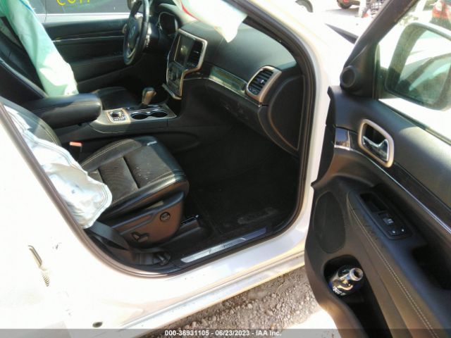 1C4RJFCG2HC695107 Jeep Grand Cherokee Overland