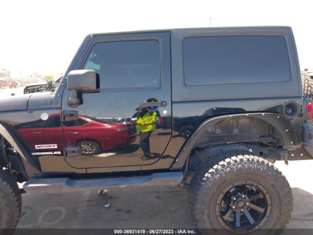 1C4AJWAG7FL512829 Jeep Wrangler Sport