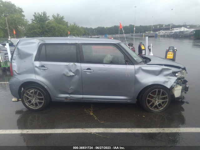2009 SCION XB VIN: JTLKE50E691065420