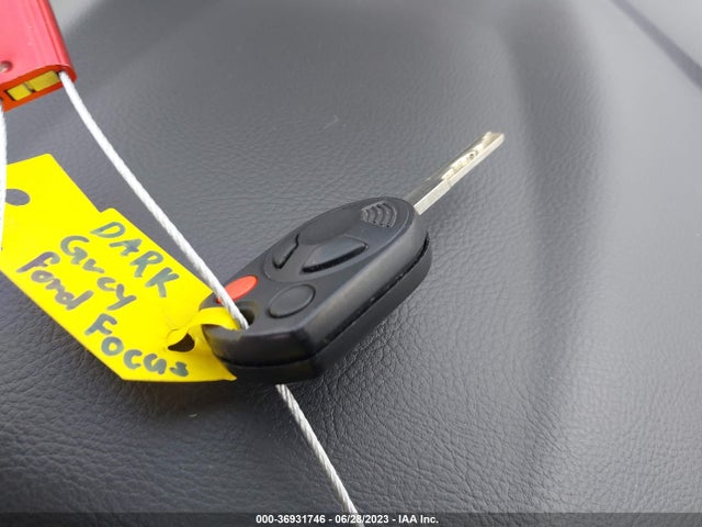 Ford FOCUS SE 2015 1FADP3K21FL364163 Image 3
