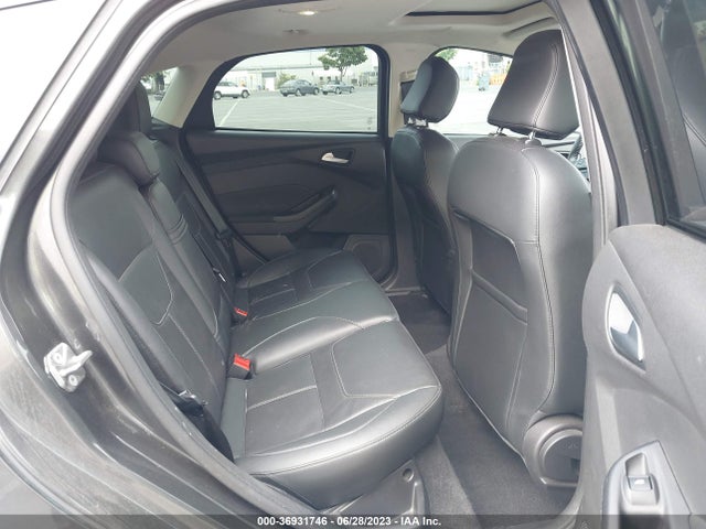 Ford FOCUS SE 2015 1FADP3K21FL364163 Image 15