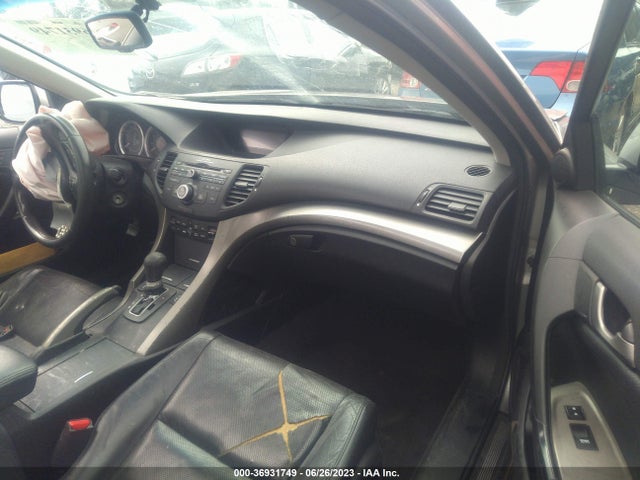 2010 ACURA TSX VIN: JH4CU2F66AC028232