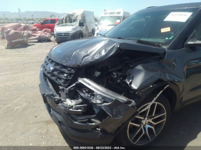 1FM5K8GT9HGD21662 Ford EXPLORER SPORT