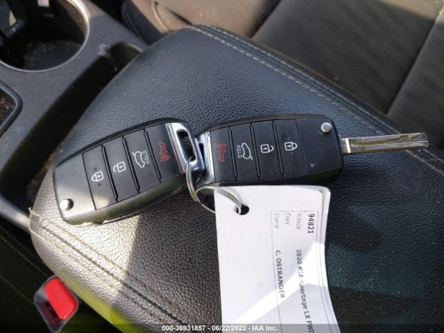 KNDPM3AC0L7751818 KIA Sportage Lx