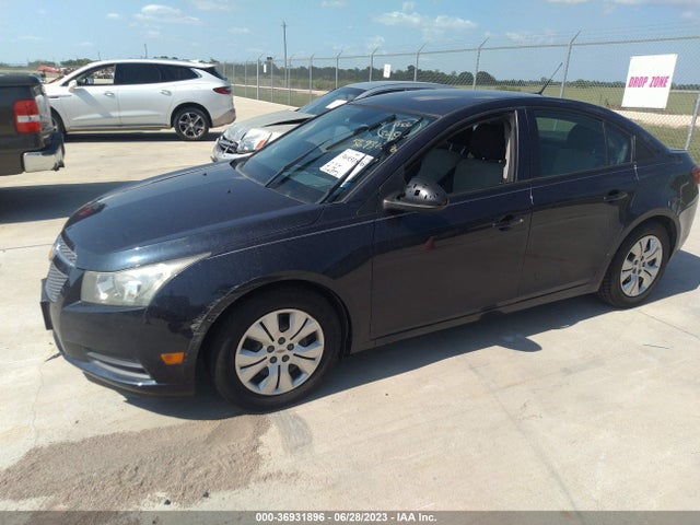 Chevrolet CRUZE LS 2014 1G1PA5SH1E7123955 Image 2