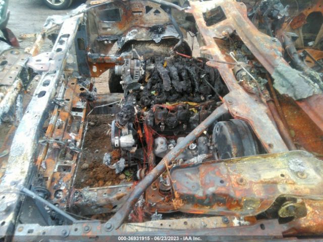 1GKS2HKJXJR182752 GMC YUKON XL DENALI