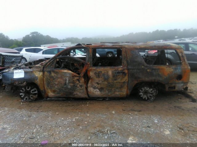 1GKS2HKJXJR182752 GMC YUKON XL DENALI