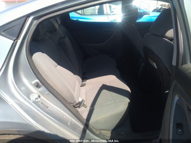 Hyundai ELANTRA SE 2015 5NPDH4AEXFH595334 Image 8