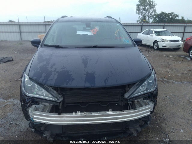2018 CHRYSLER PACIFICA TOURING L PLUS VIN: 2C4RC1EG5JR315152