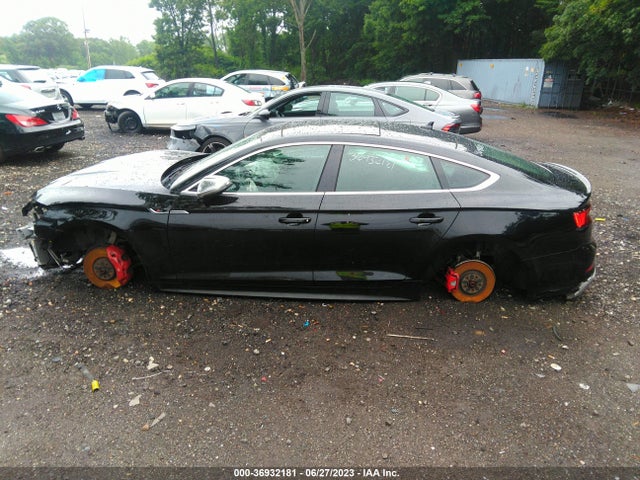 WAUB4CF57JA083047 Audi S5 Sportback Premium Plus