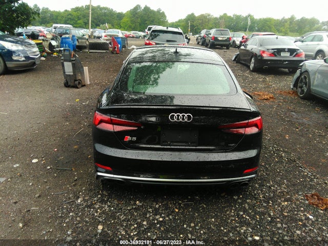WAUB4CF57JA083047 Audi S5 Sportback Premium Plus
