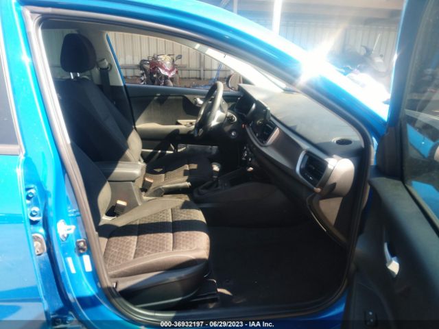 3KPA25AD8PE512653 KIA Rio 5-door S