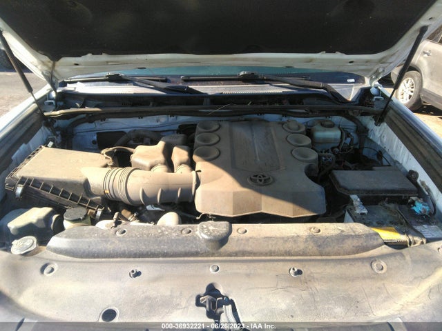Toyota 4RUNNER SR5 2018 JTEBU5JR5J5535901 Image 16